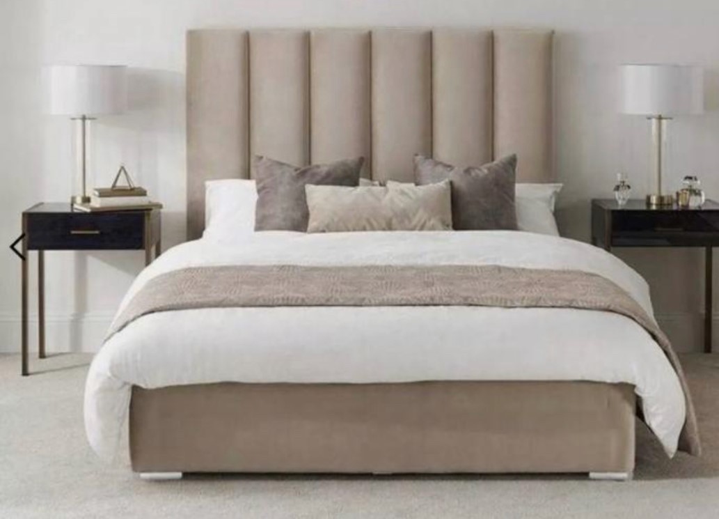 Sierra Panel Upholstered Bed